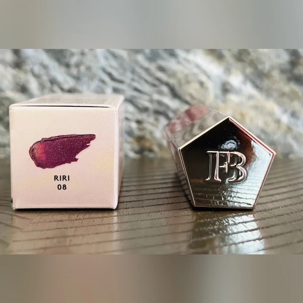❣Fall Lip Need❣BNIB FENTY Fullsize RIRI Gloss Bomb Lip Luminizer Lipgloss!$23Ret